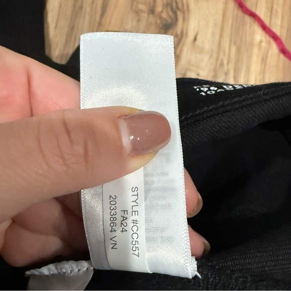 J. Crew Denim trouser Jean in 1996 semi-stretch - Picture 10 of 12